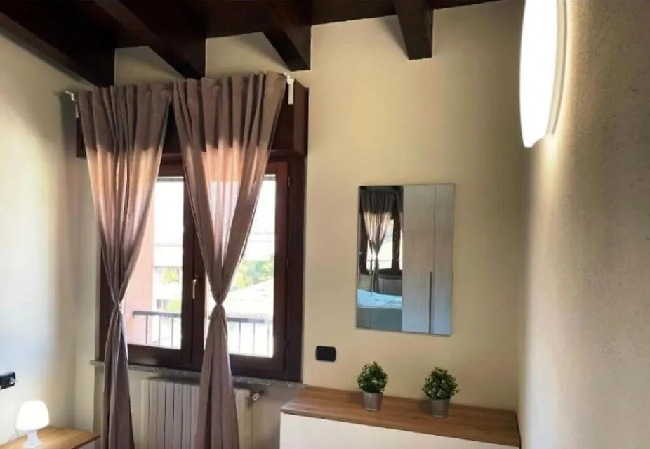 Apartment Artemisia - Cantu Centro 0*,  Italy